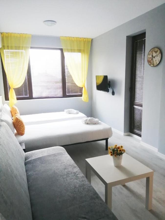 La Piazza Hotel Shumen Dış mekan fotoğraf