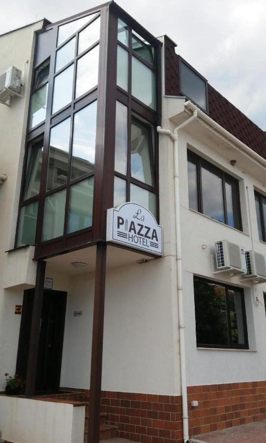 La Piazza Hotel Shumen Dış mekan fotoğraf
