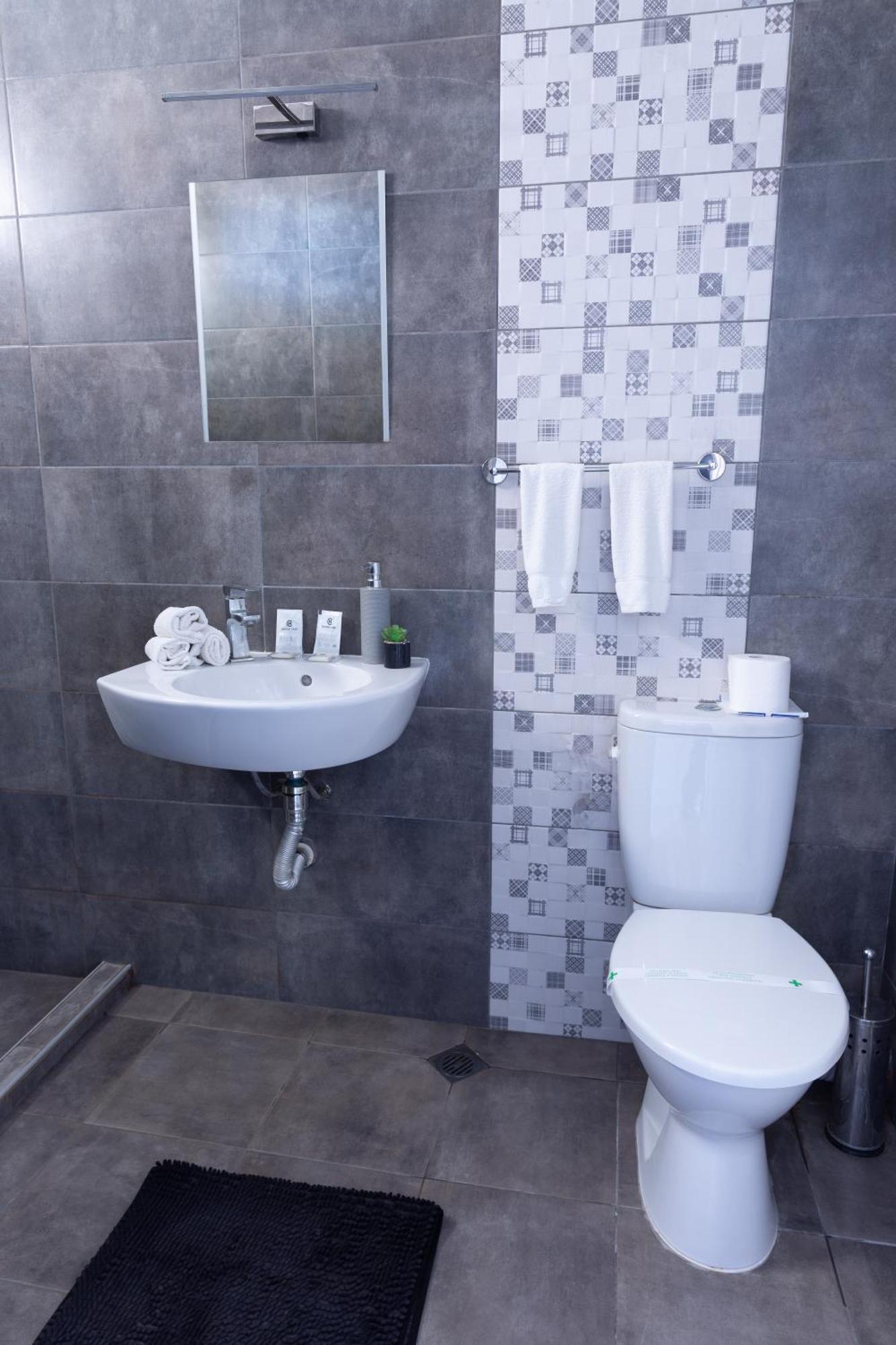 La Piazza Hotel Shumen Dış mekan fotoğraf