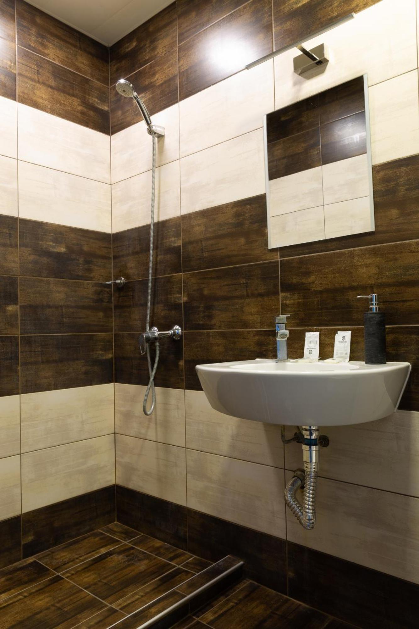 La Piazza Hotel Shumen Dış mekan fotoğraf